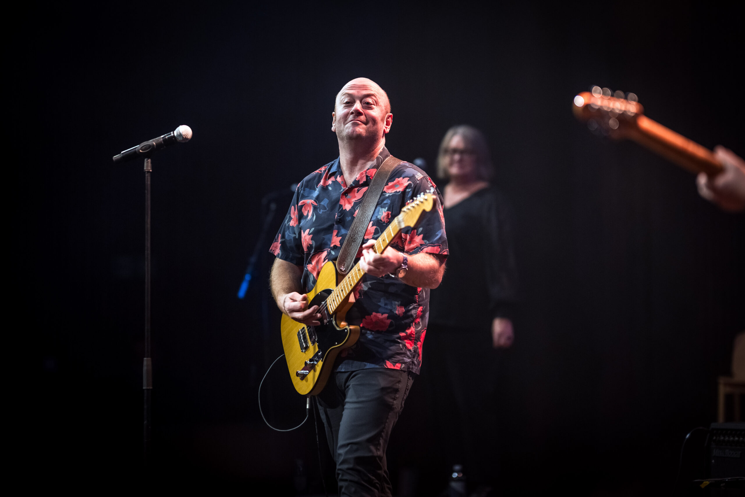 Andrew Strong - live